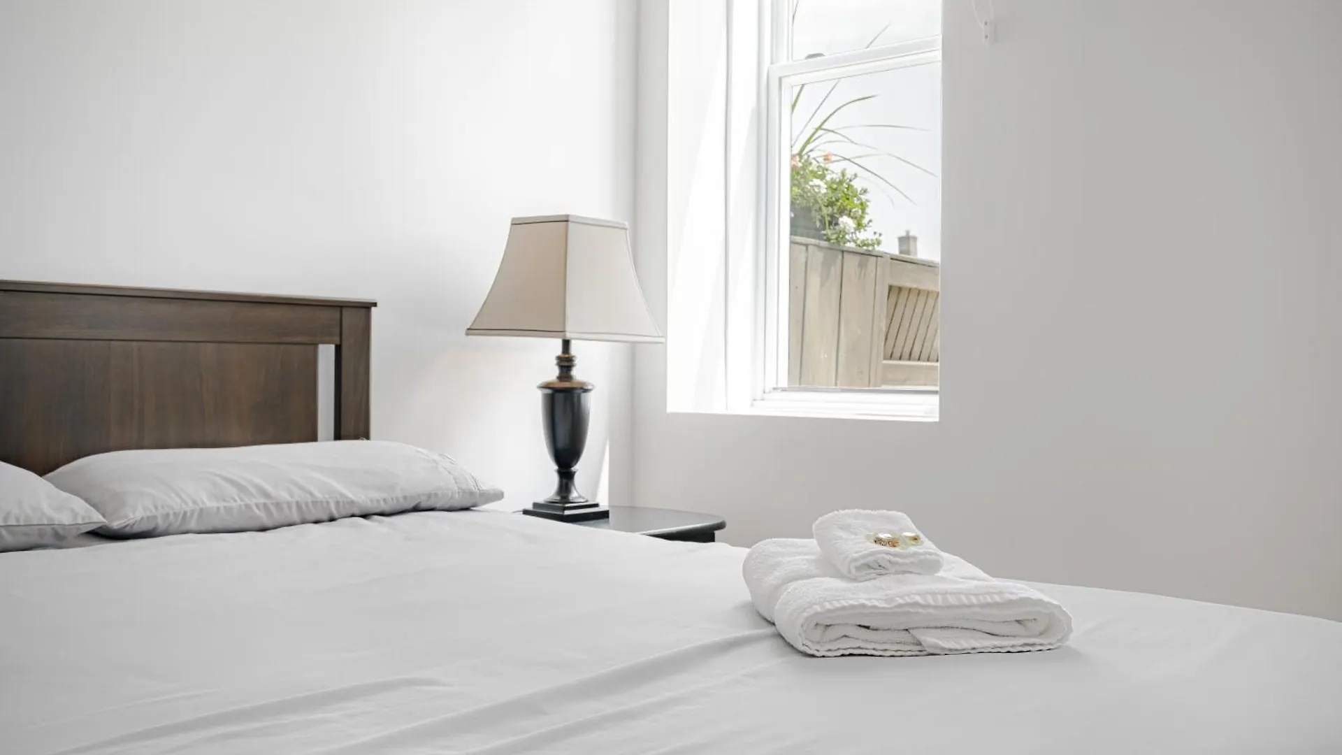 Homa Homestay Hotel By Olympic Stadium Montreal Auberge-Hostel