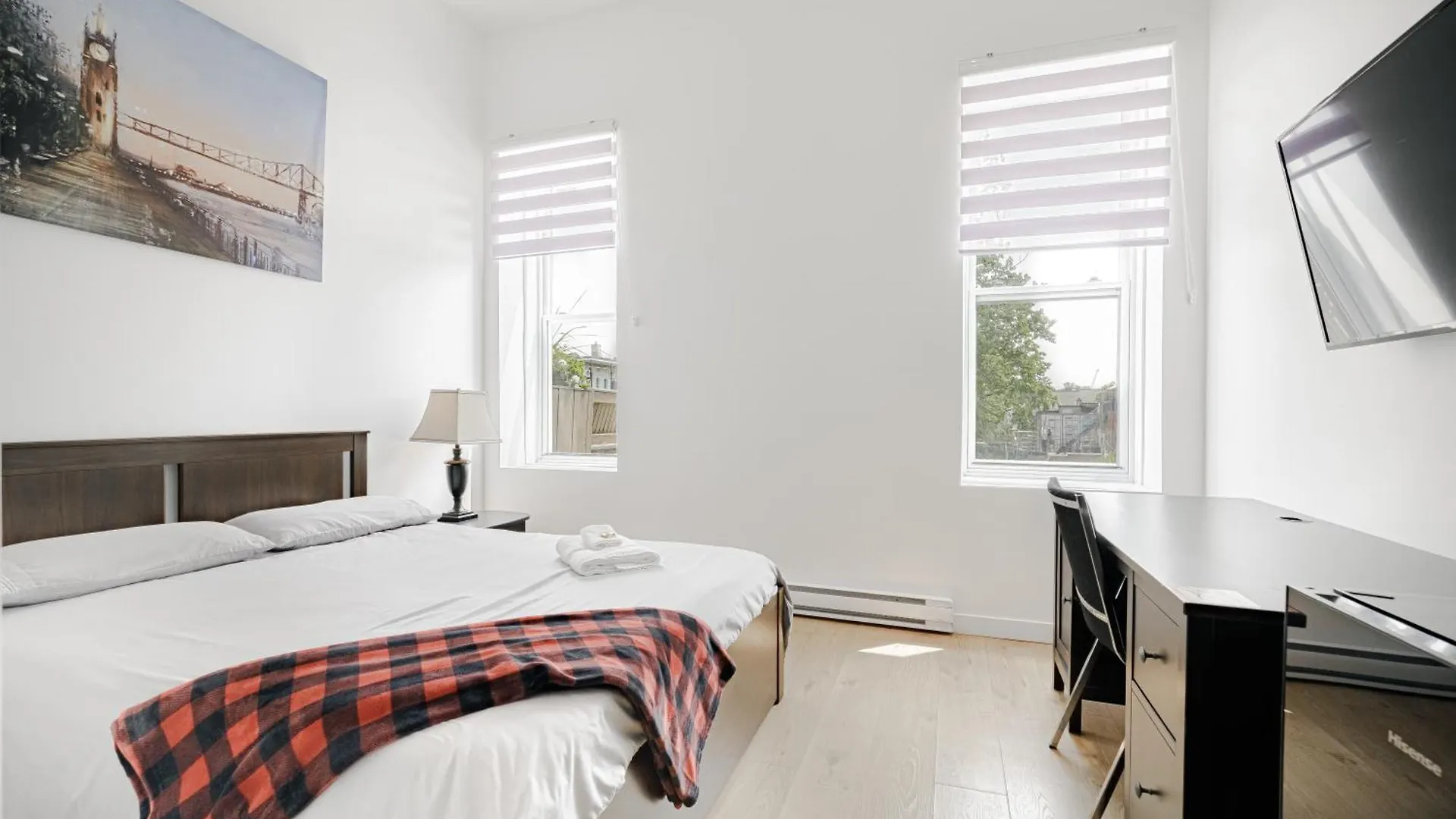 Guest house Homa Homestay Hotel By Olympic Stadium Montreal Auberge-Hostel