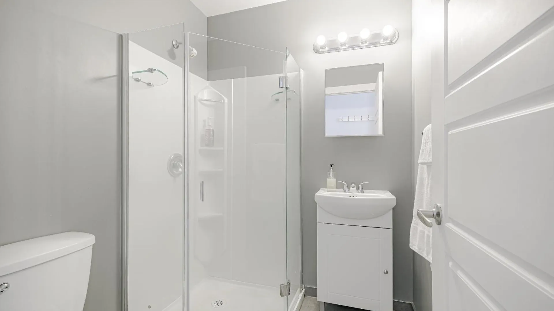 Homa Homestay Hotel By Olympic Stadium Montreal Auberge-Hostel Guest house